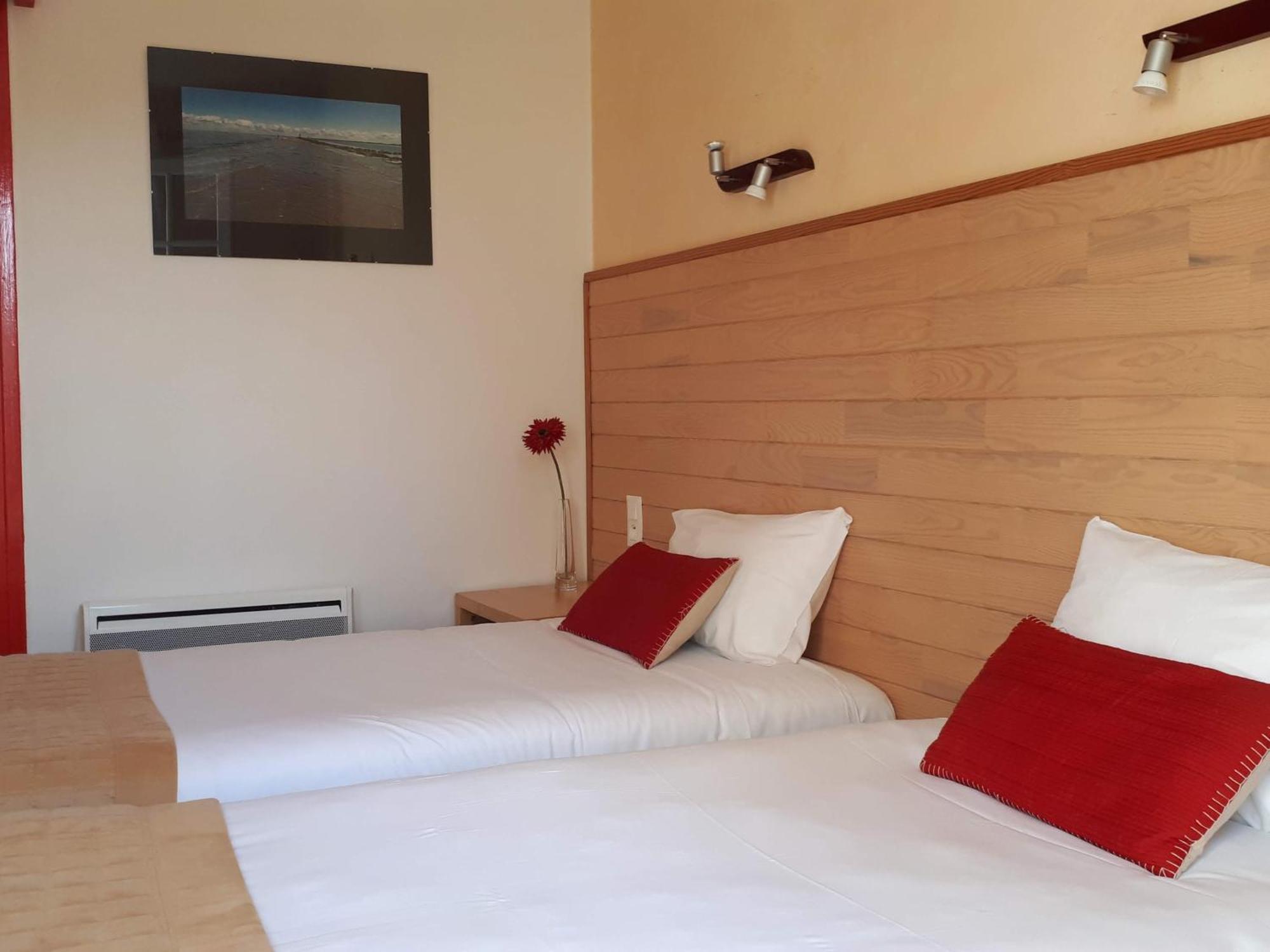 Hotel Le Goeland Barbâtre Стая снимка